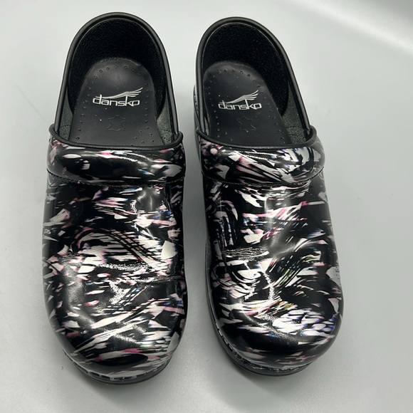 Dansko professional patent dress clogs metallic waves women's - Picture 2 of 10